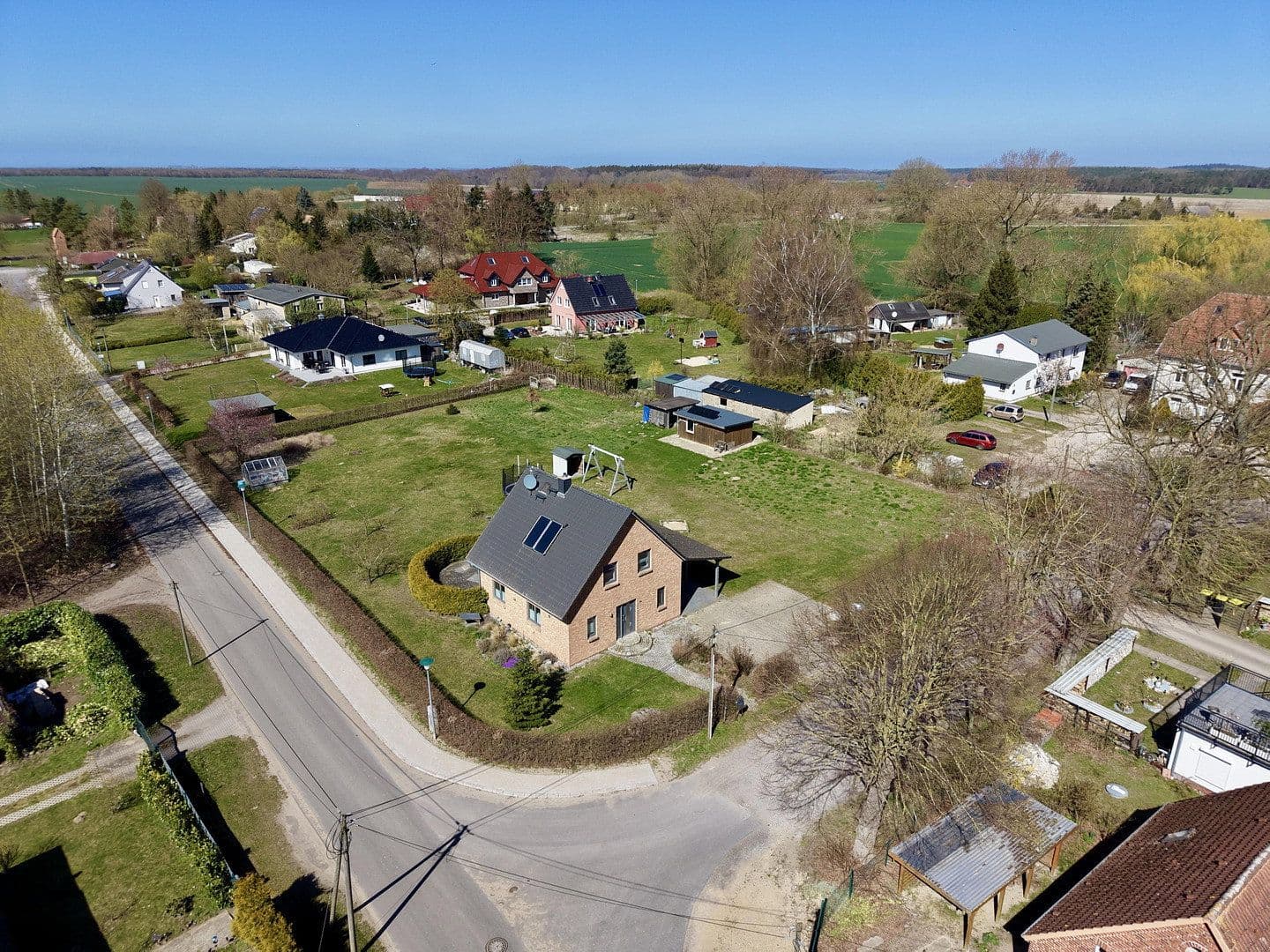 Prodej domu 120 m², pozemek 690 m², Kartlow 34, Neuburg, Mecklenburg-Vorpommern Prodej domu 120 m², pozemek 690 m², Kartlow 34, Neuburg, Mecklenburg-Vorpommern