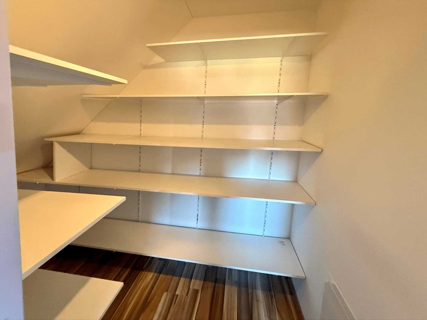 Prodej domu 120 m², pozemek 690 m², Kartlow 34, Neuburg, Mecklenburg-Vorpommern Prodej domu 120 m², pozemek 690 m², Kartlow 34, Neuburg, Mecklenburg-Vorpommern