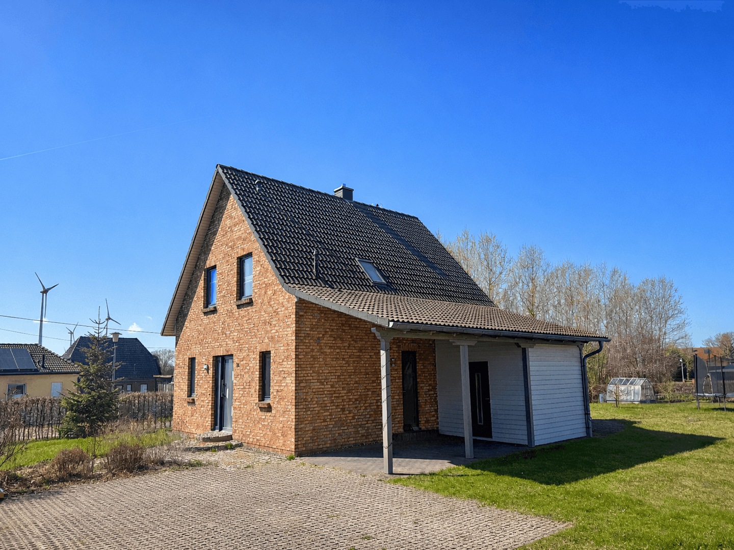 Prodej domu 120 m², pozemek 690 m², Kartlow 34, Neuburg, Mecklenburg-Vorpommern Prodej domu 120 m², pozemek 690 m², Kartlow 34, Neuburg, Mecklenburg-Vorpommern