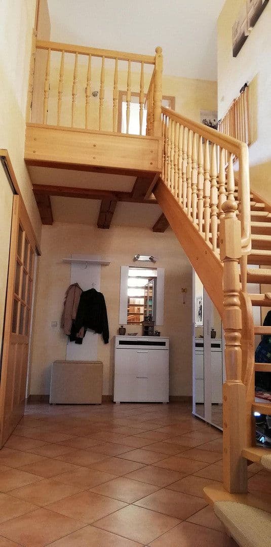 Prodej domu 235 m², pozemek 1.977 m², Dorfstr. 35, Nauen, Braniborsko Prodej domu 235 m², pozemek 1.977 m², Dorfstr. 35, Nauen, Braniborsko