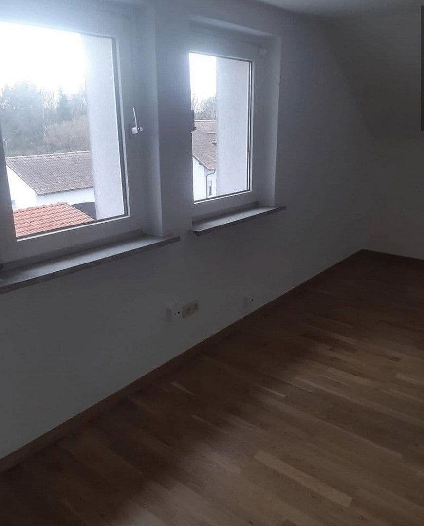 Pronájem bytu 2+1 53 m², Langquaid, Bavorsko Pronájem bytu 2+1 53 m², Langquaid, Bavorsko