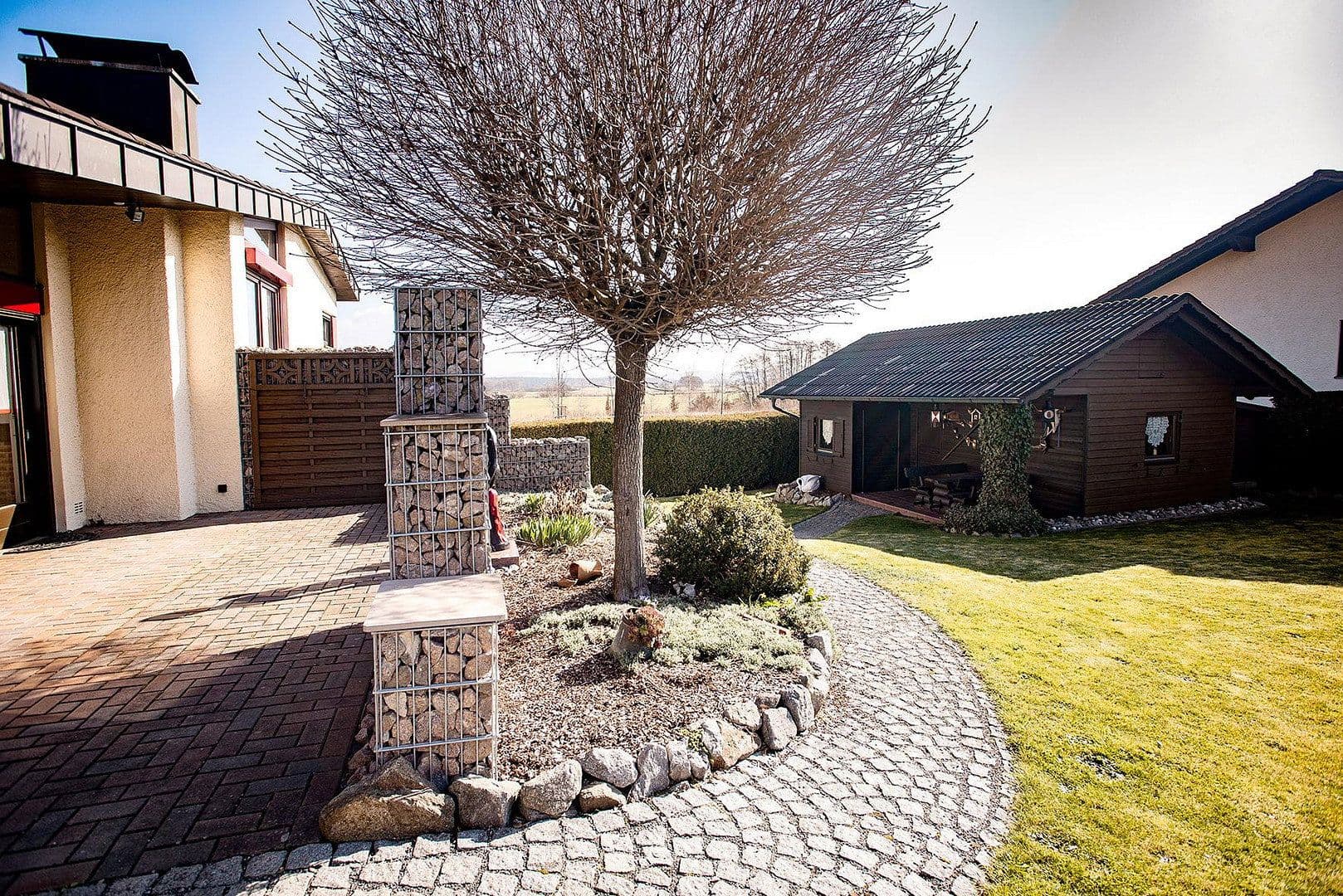 Prodej domu 140 m², pozemek 852 m², Bgm.-Feldbauer-Str. 15, Roding, Bavorsko Prodej domu 140 m², pozemek 852 m², Bgm.-Feldbauer-Str. 15, Roding, Bavorsko