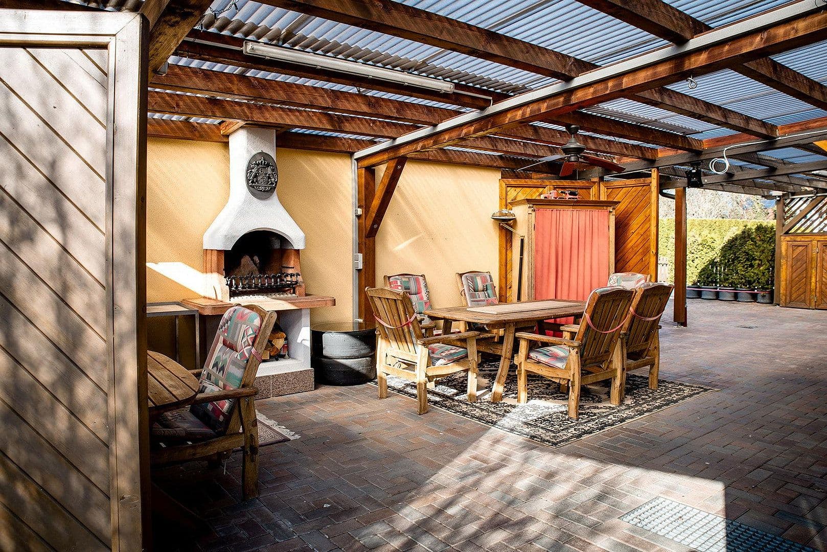 Prodej domu 140 m², pozemek 852 m², Bgm.-Feldbauer-Str. 15, Roding, Bavorsko Prodej domu 140 m², pozemek 852 m², Bgm.-Feldbauer-Str. 15, Roding, Bavorsko