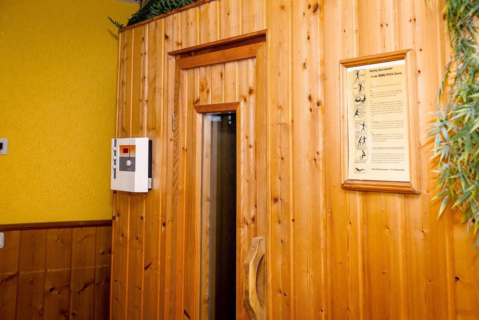 Prodej domu 140 m², pozemek 852 m², Bgm.-Feldbauer-Str. 15, Roding, Bavorsko Prodej domu 140 m², pozemek 852 m², Bgm.-Feldbauer-Str. 15, Roding, Bavorsko