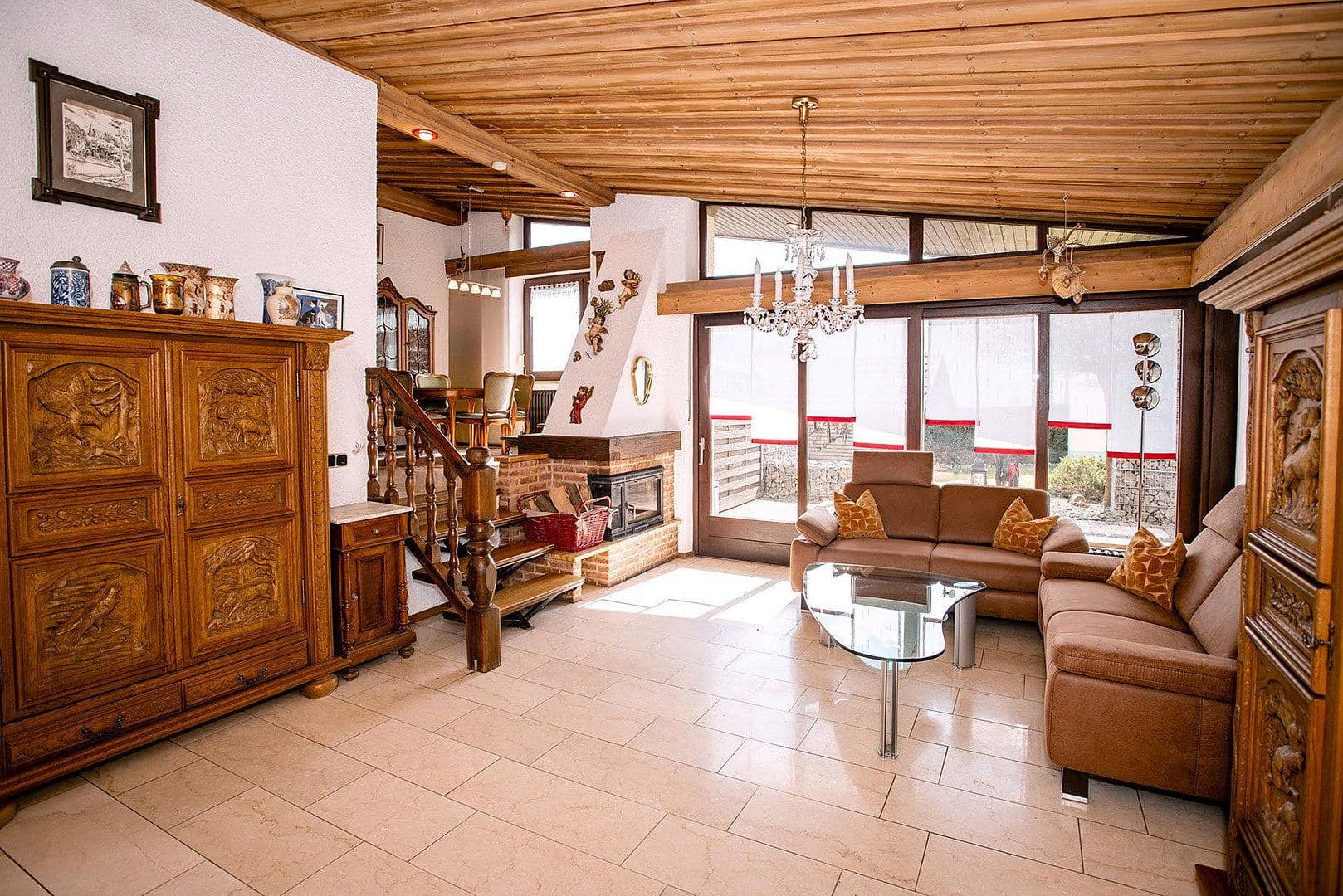 Prodej domu 140 m², pozemek 852 m², Bgm.-Feldbauer-Str. 15, Roding, Bavorsko Prodej domu 140 m², pozemek 852 m², Bgm.-Feldbauer-Str. 15, Roding, Bavorsko