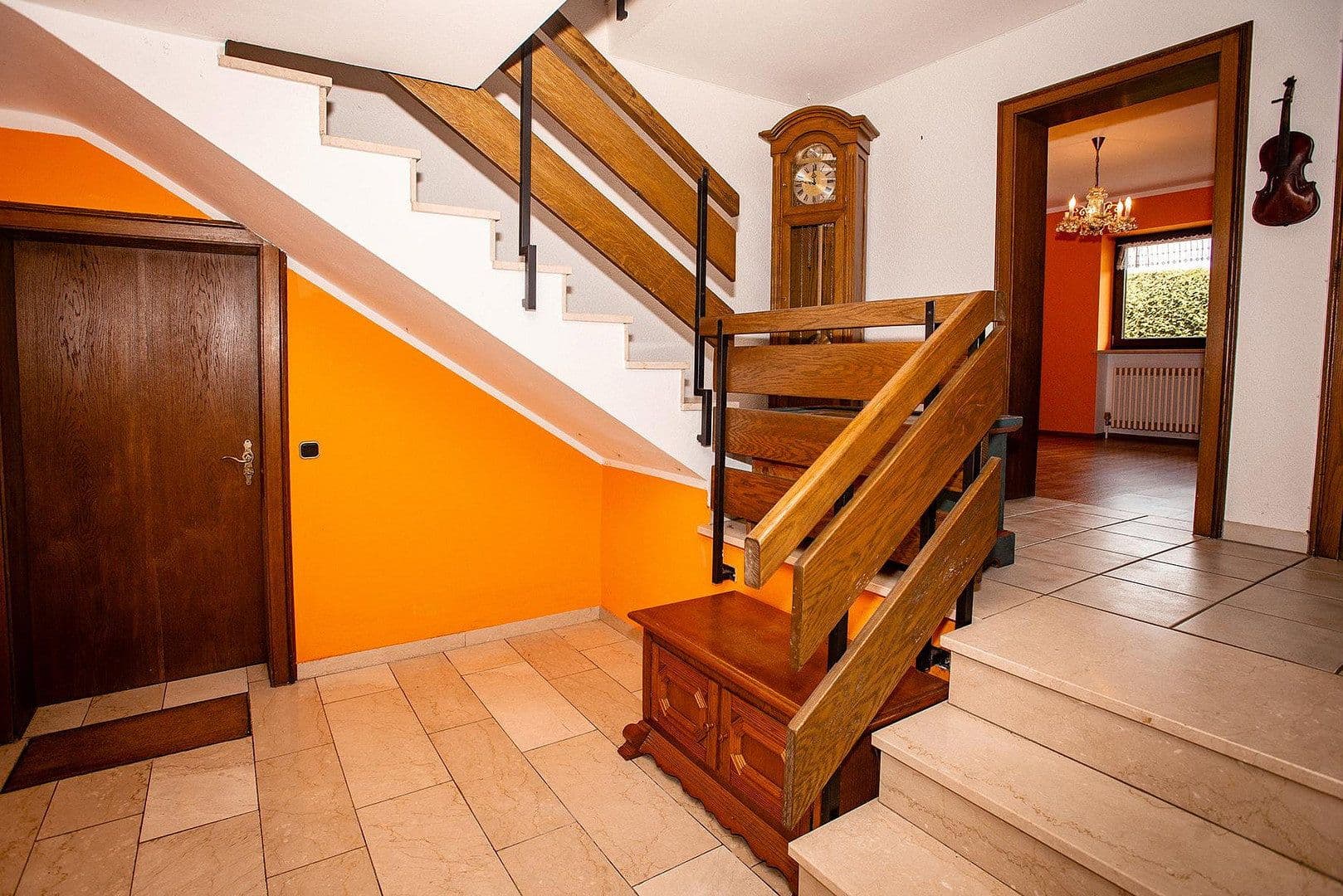 Prodej domu 140 m², pozemek 852 m², Bgm.-Feldbauer-Str. 15, Roding, Bavorsko Prodej domu 140 m², pozemek 852 m², Bgm.-Feldbauer-Str. 15, Roding, Bavorsko