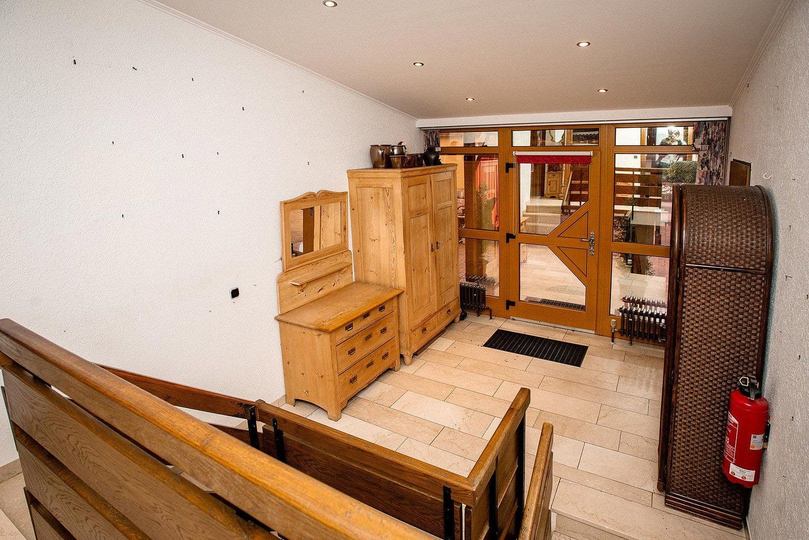 Prodej domu 140 m², pozemek 852 m², Bgm.-Feldbauer-Str. 15, Roding, Bavorsko Prodej domu 140 m², pozemek 852 m², Bgm.-Feldbauer-Str. 15, Roding, Bavorsko