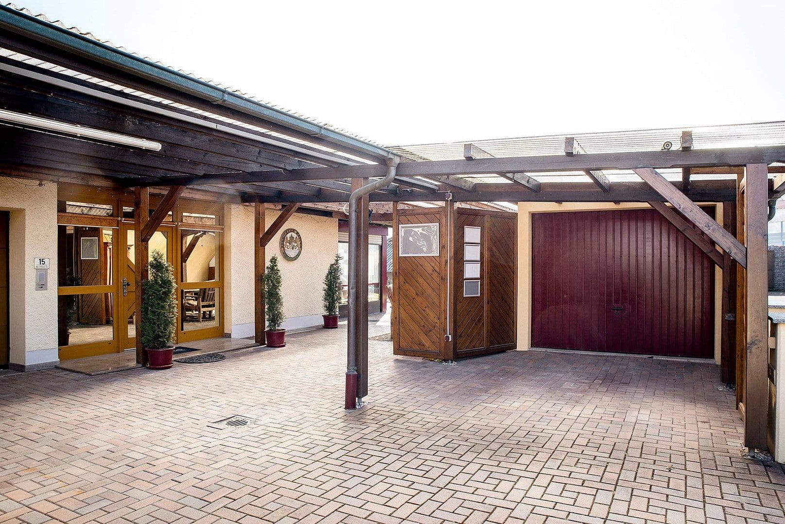 Prodej domu 140 m², pozemek 852 m², Bgm.-Feldbauer-Str. 15, Roding, Bavorsko Prodej domu 140 m², pozemek 852 m², Bgm.-Feldbauer-Str. 15, Roding, Bavorsko