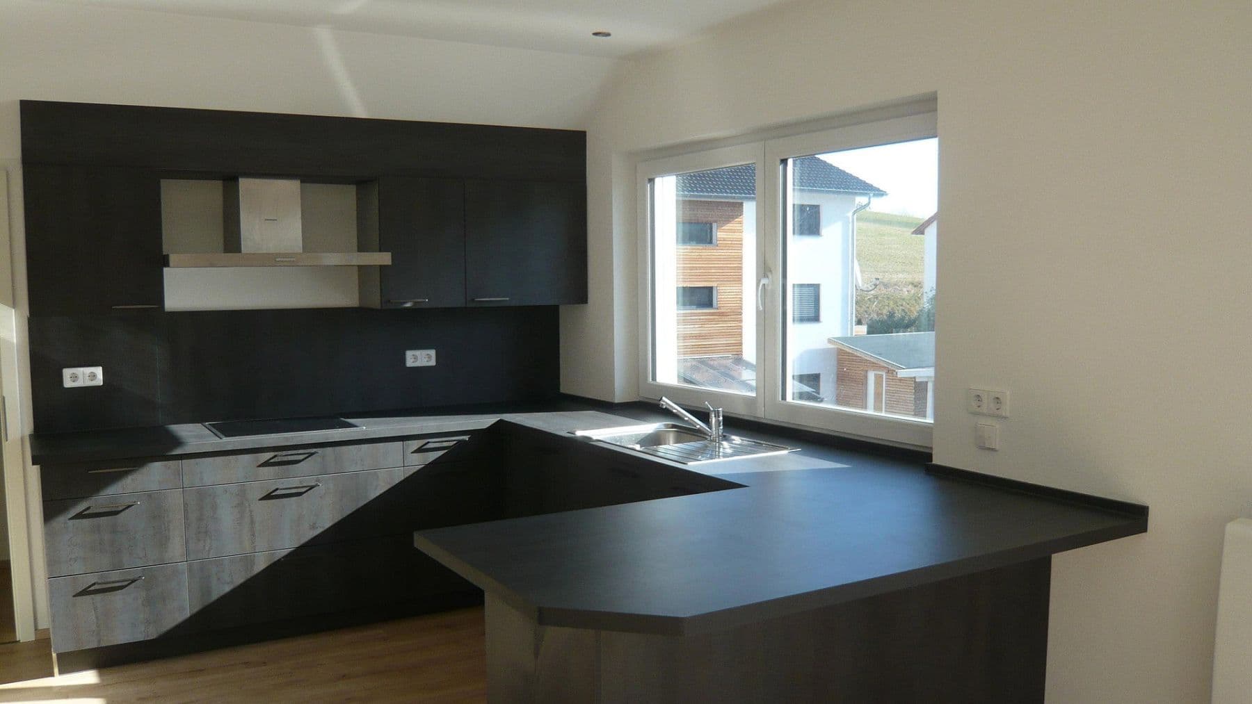 Pronájem bytu 3+1 90 m², Deggingen, Bádensko-Württembersko Pronájem bytu 3+1 90 m², Deggingen, Bádensko-Württembersko