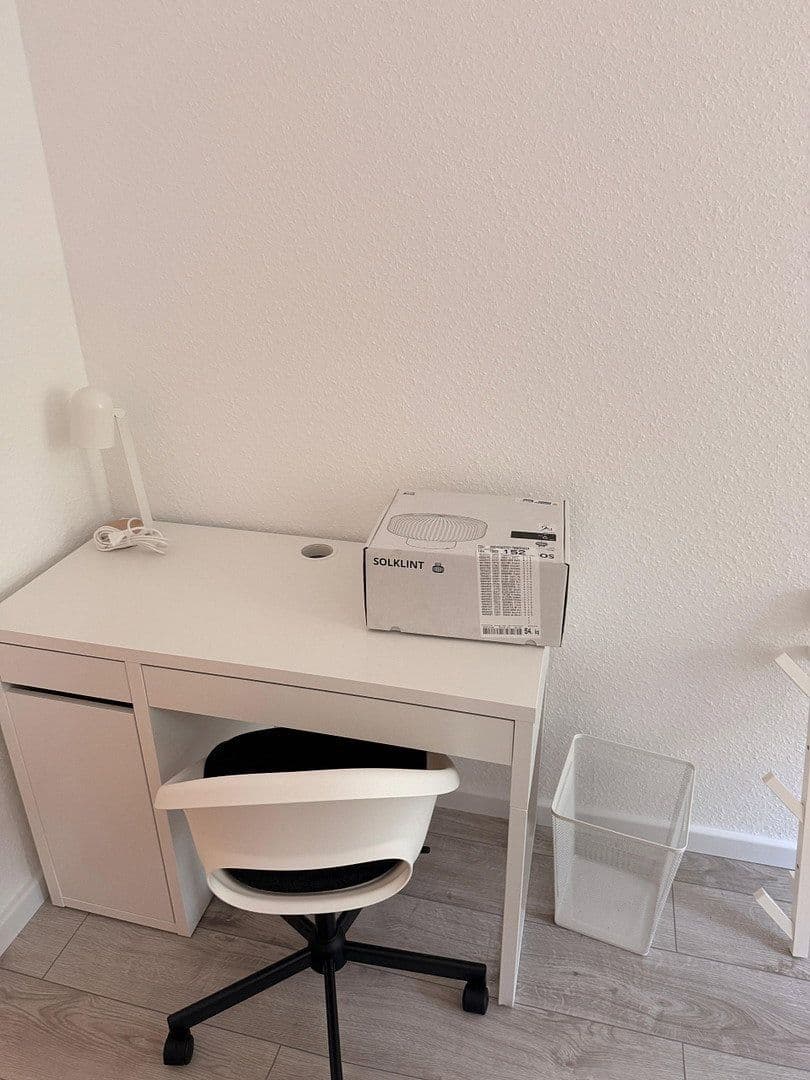 Pronájem bytu 1+1 25 m², Heinrichstr. 105, Düsseldorf, Severní Porýní-Vestfálsko Pronájem bytu 1+1 25 m², Heinrichstr. 105, Düsseldorf, Severní Porýní-Vestfálsko