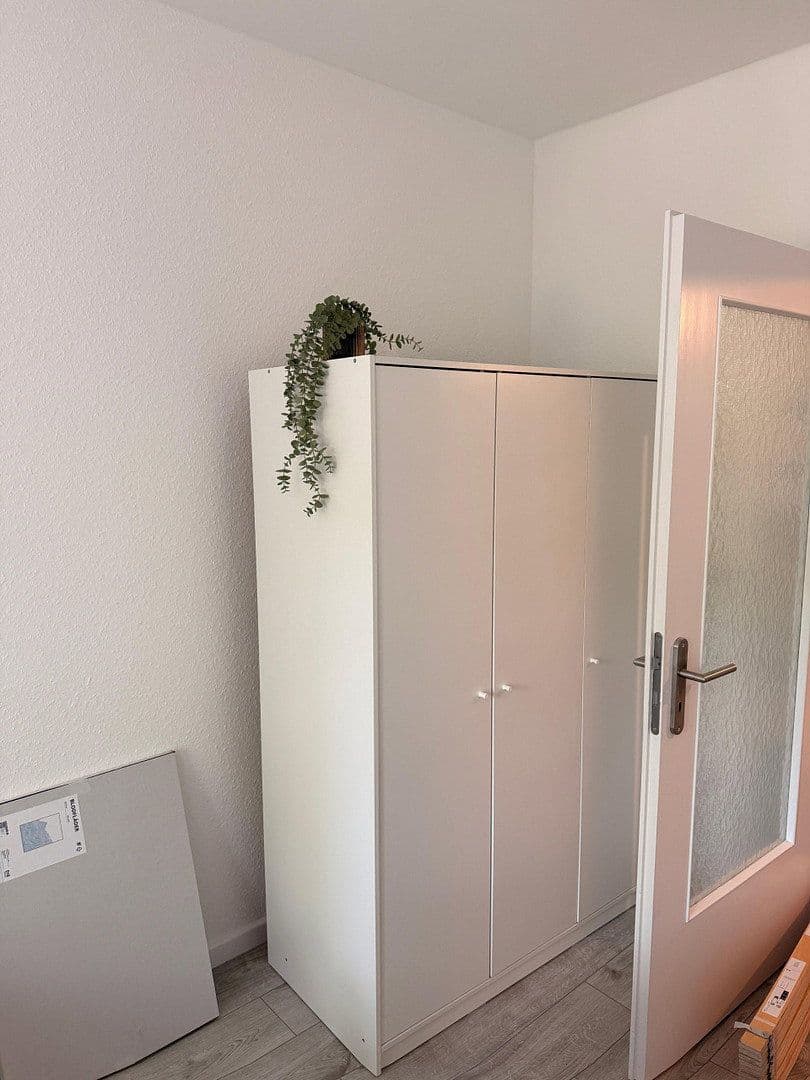 Pronájem bytu 1+1 25 m², Heinrichstr. 105, Düsseldorf, Severní Porýní-Vestfálsko Pronájem bytu 1+1 25 m², Heinrichstr. 105, Düsseldorf, Severní Porýní-Vestfálsko