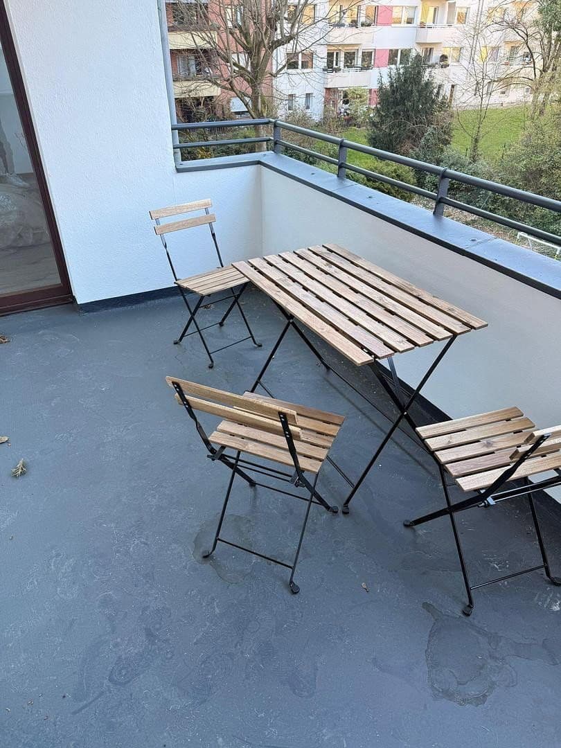 Pronájem bytu 1+1 37 m², Heinrichstr. 105, Düsseldorf, Severní Porýní-Vestfálsko Pronájem bytu 1+1 37 m², Heinrichstr. 105, Düsseldorf, Severní Porýní-Vestfálsko