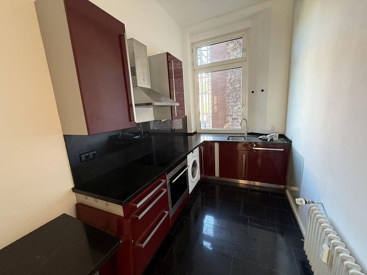 Pronájem bytu 2+kk 95 m², Moltkestraße 127, Köln, Severní Porýní-Vestfálsko Pronájem bytu 2+kk 95 m², Moltkestraße 127, Köln, Severní Porýní-Vestfálsko