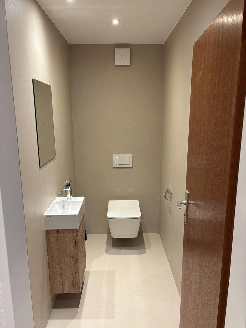 Pronájem bytu 3+1 113 m², Wangen im Allgäu, Bádensko-Württembersko Pronájem bytu 3+1 113 m², Wangen im Allgäu, Bádensko-Württembersko