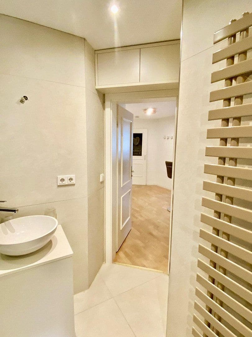 Pronájem bytu 3+1 80 m², Calw, Bádensko-Württembersko Pronájem bytu 3+1 80 m², Calw, Bádensko-Württembersko