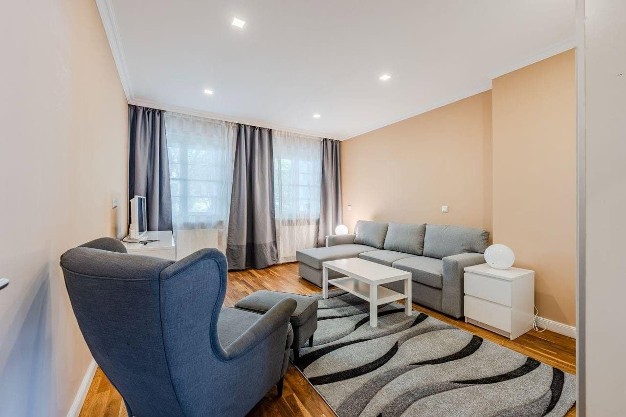 Prodej bytu 3+1 65 m², Pfahlerstraße 6, Berlin, Berlín Prodej bytu 3+1 65 m², Pfahlerstraße 6, Berlin, Berlín