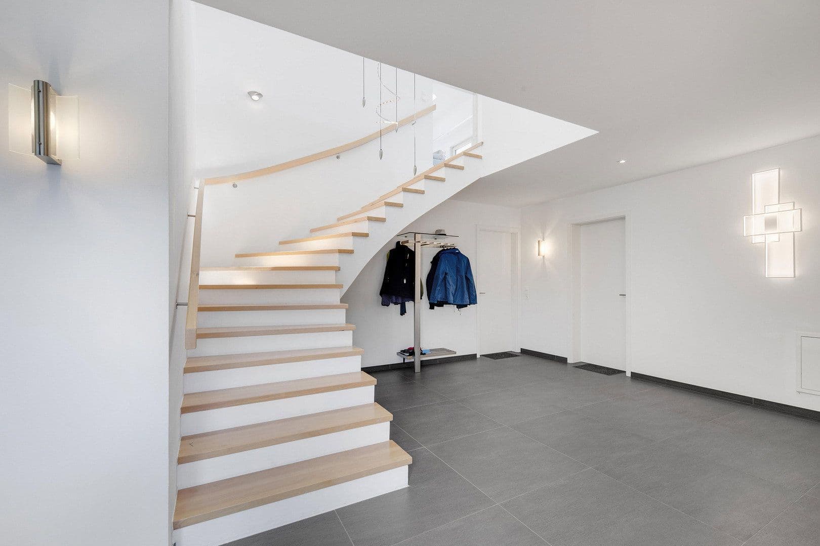 Prodej domu 216 m², pozemek 1.200 m², Oberwesel, Porýní-Falc Prodej domu 216 m², pozemek 1.200 m², Oberwesel, Porýní-Falc