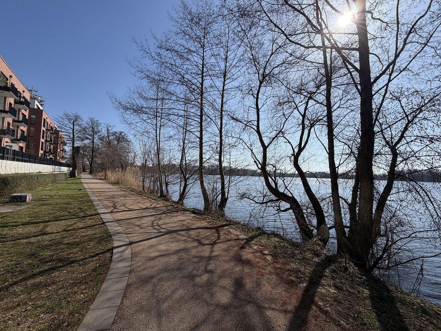 Pronájem bytu 2+1 68 m², Eiswerderstraße 10 A-J, Berlin, Berlín Pronájem bytu 2+1 68 m², Eiswerderstraße 10 A-J, Berlin, Berlín