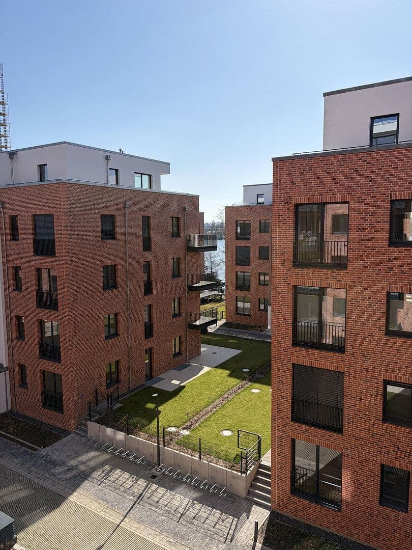 Pronájem bytu 2+1 68 m², Eiswerderstraße 10 A-J, Berlin, Berlín Pronájem bytu 2+1 68 m², Eiswerderstraße 10 A-J, Berlin, Berlín