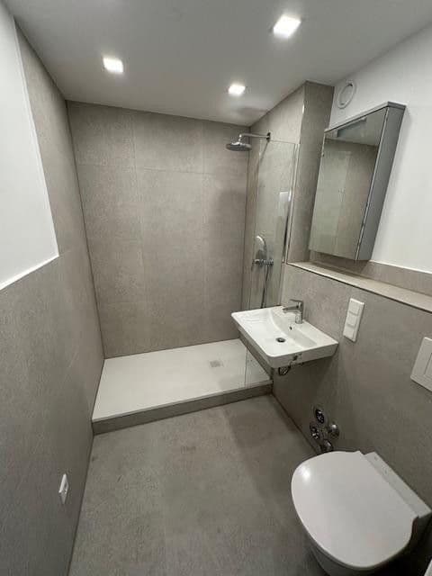 Pronájem bytu 4+1 85 m², Am Europakanal 36, Erlangen, Bavorsko Pronájem bytu 4+1 85 m², Am Europakanal 36, Erlangen, Bavorsko