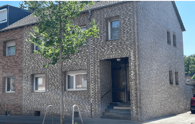 Pronájem domu 152 m², pozemek 350 m², Dürenerstr. 478, Eschweiler, Severní Porýní-Vestfálsko Pronájem domu 152 m², pozemek 350 m², Dürenerstr. 478, Eschweiler, Severní Porýní-Vestfálsko