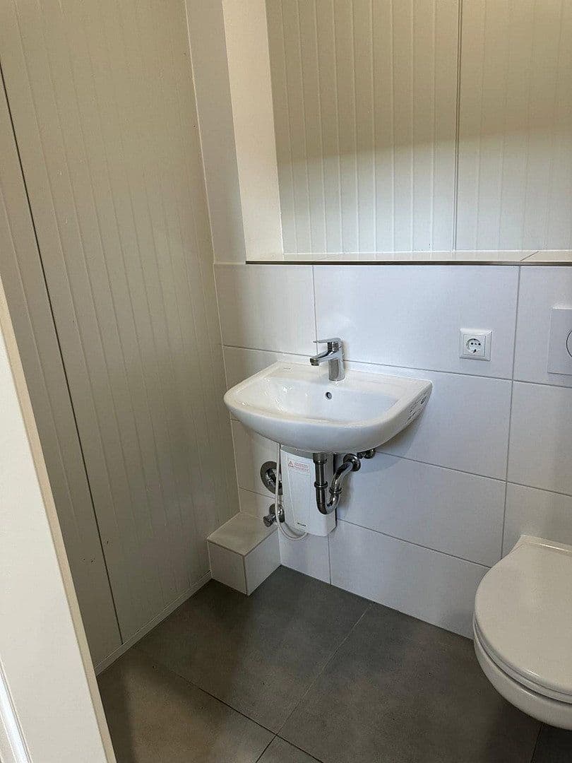 Pronájem nebytového prostoru 62 m², Emmy-Noether-Str. 4, Rheinbach, Severní Porýní-Vestfálsko Pronájem nebytového prostoru 62 m², Emmy-Noether-Str. 4, Rheinbach, Severní Porýní-Vestfálsko