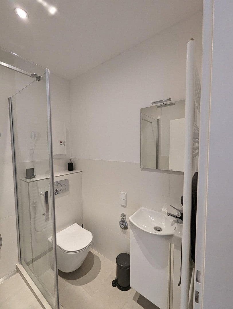 Pronájem bytu 1+1 36 m², Thiedeweg 28, Hamburg, Hamburg Pronájem bytu 1+1 36 m², Thiedeweg 28, Hamburg, Hamburg