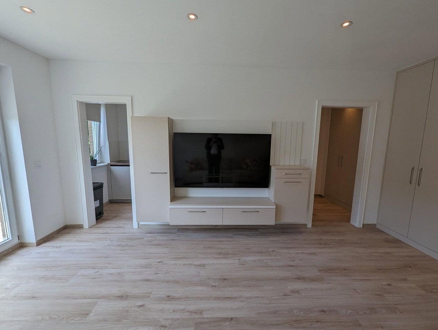 Pronájem bytu 1+1 36 m², Thiedeweg 28, Hamburg, Hamburg Pronájem bytu 1+1 36 m², Thiedeweg 28, Hamburg, Hamburg