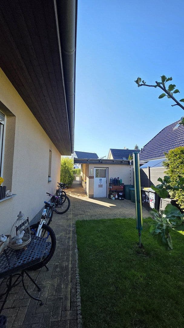 Prodej domu 135 m², pozemek 475 m², Velten, Braniborsko Prodej domu 135 m², pozemek 475 m², Velten, Braniborsko