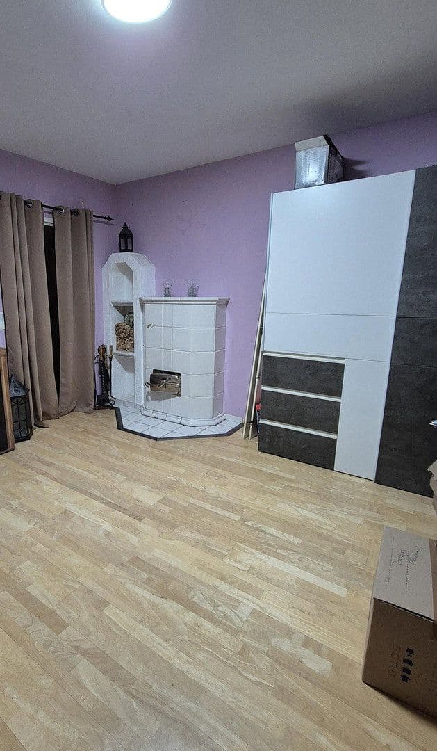 Pronájem bytu 3+1 78 m², Im Lobach 25, Saarbrücken, Země Sársko Pronájem bytu 3+1 78 m², Im Lobach 25, Saarbrücken, Země Sársko