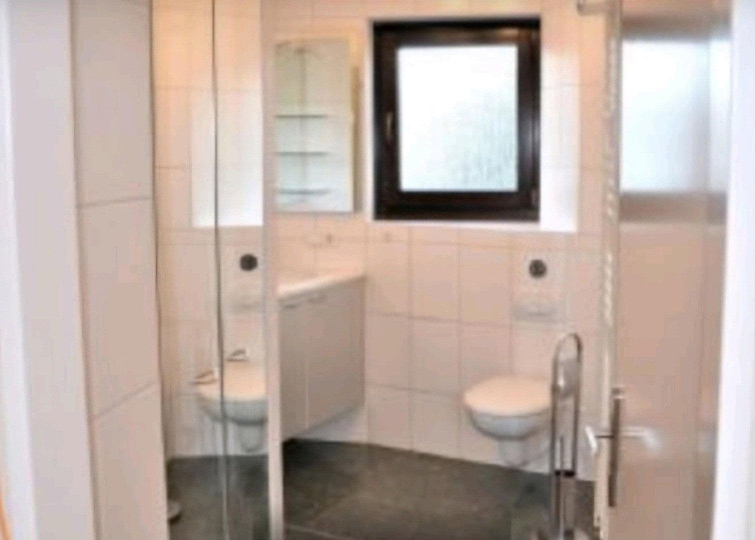 Pronájem bytu 3+1 78 m², Im Lobach 25, Saarbrücken, Země Sársko Pronájem bytu 3+1 78 m², Im Lobach 25, Saarbrücken, Země Sársko