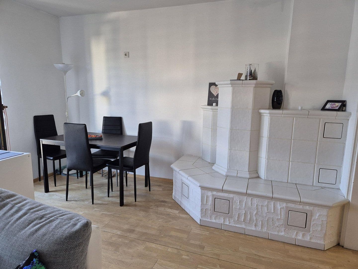 Pronájem bytu 3+1 78 m², Im Lobach 25, Saarbrücken, Země Sársko Pronájem bytu 3+1 78 m², Im Lobach 25, Saarbrücken, Země Sársko