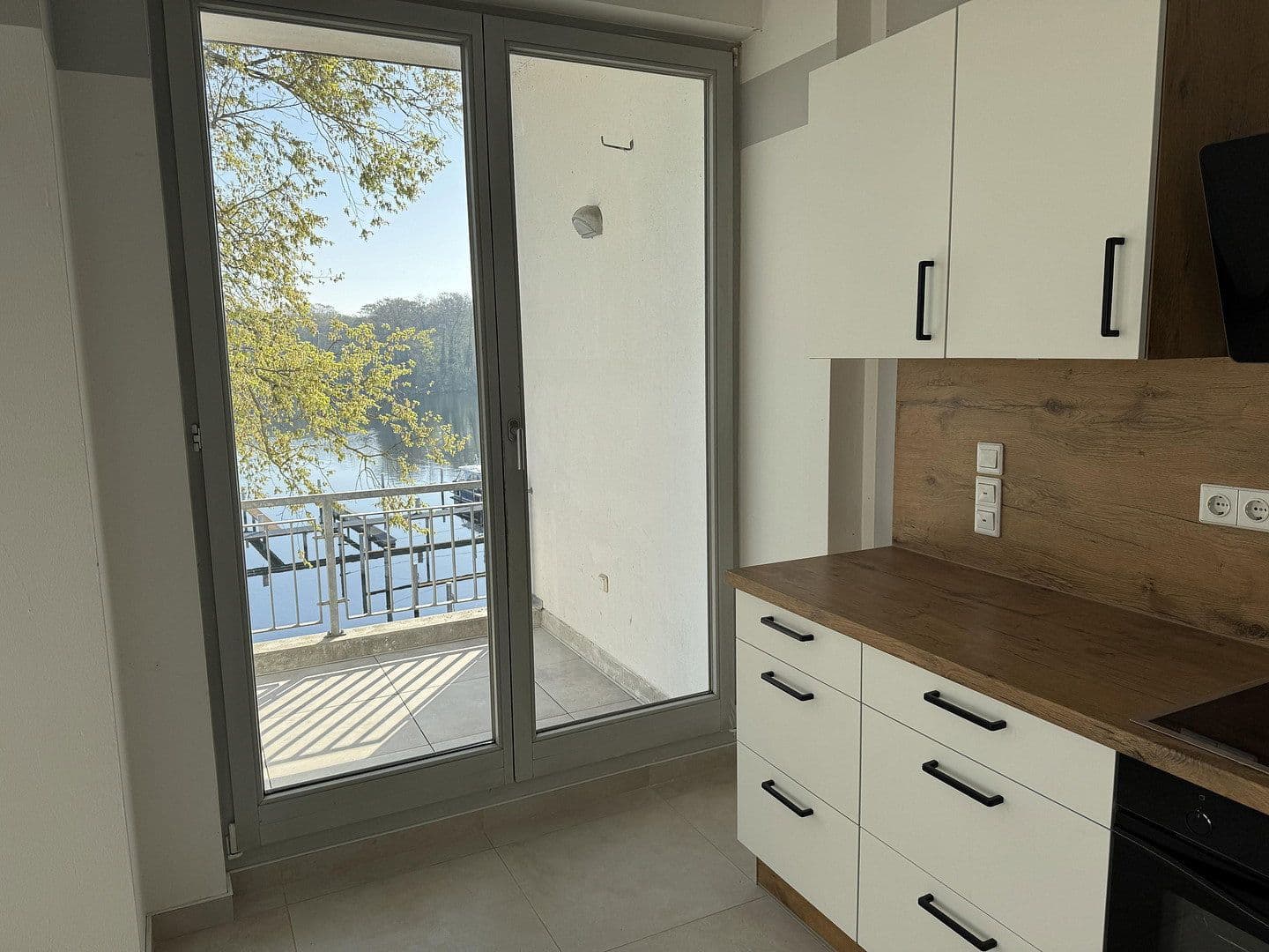 Prodej bytu 2+1 67 m², Tschudistraße 8c, Potsdam - Neu-Fahrland, Braniborsko Prodej bytu 2+1 67 m², Tschudistraße 8c, Potsdam - Neu-Fahrland, Braniborsko