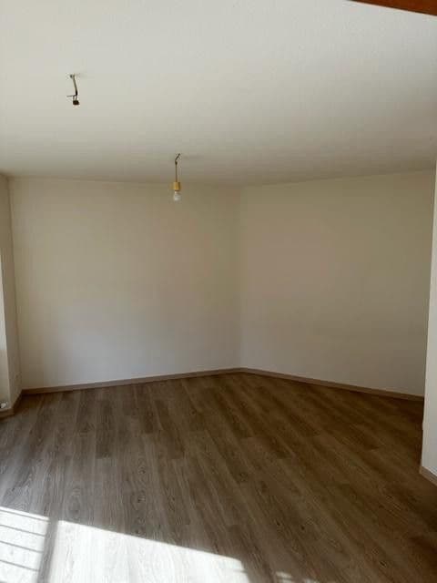 Pronájem bytu 1+1 28 m², Untergruppenbach, Bádensko-Württembersko Pronájem bytu 1+1 28 m², Untergruppenbach, Bádensko-Württembersko