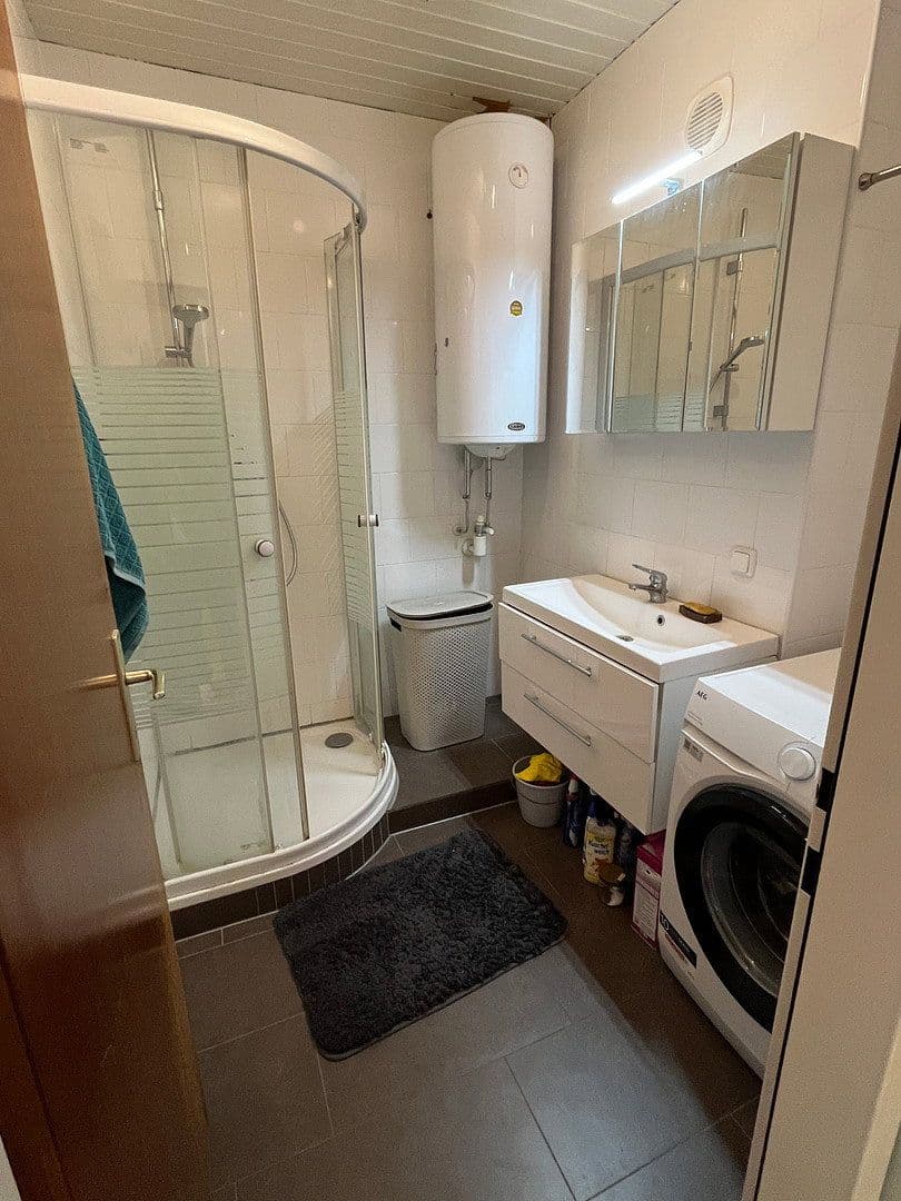 Pronájem bytu 3+1 60 m², Linz, Horní Rakousko Pronájem bytu 3+1 60 m², Linz, Horní Rakousko