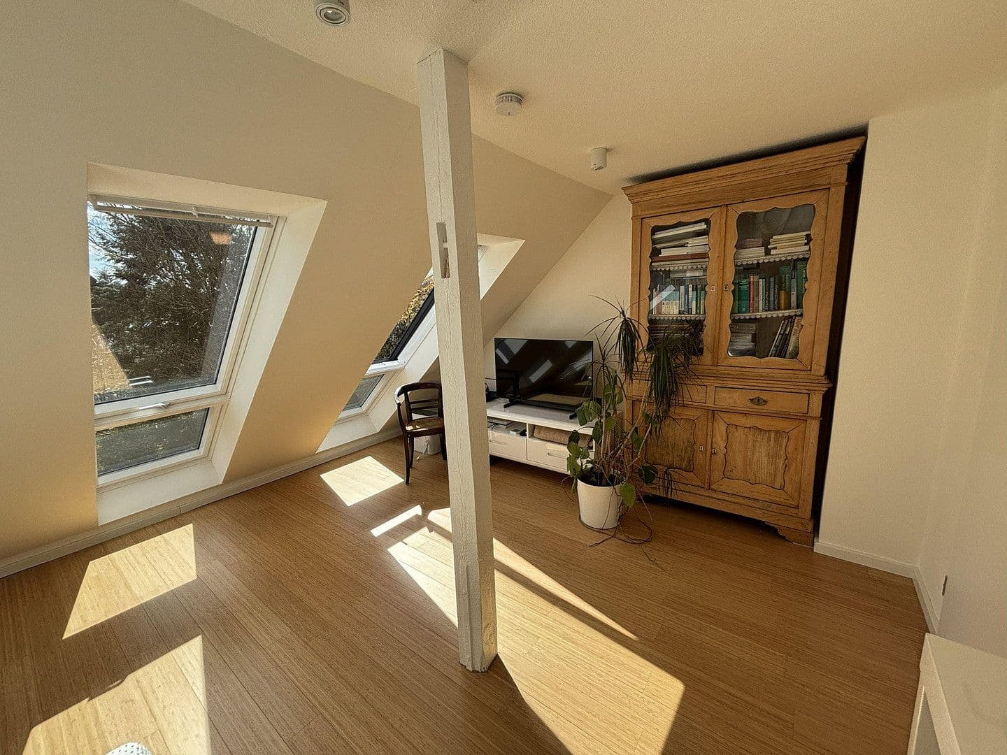 Prodej domu 105 m², pozemek 153 m², Hamburg, Hamburg Prodej domu 105 m², pozemek 153 m², Hamburg, Hamburg