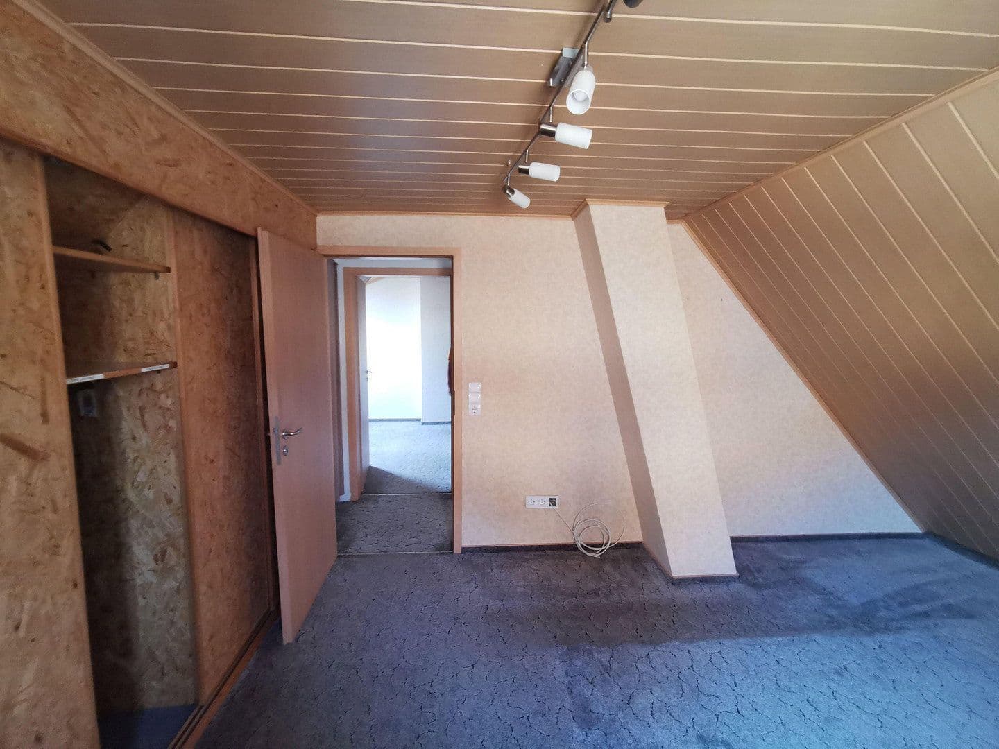 Prodej domu 80 m², pozemek 407 m², Dieburg, Hessen Prodej domu 80 m², pozemek 407 m², Dieburg, Hessen