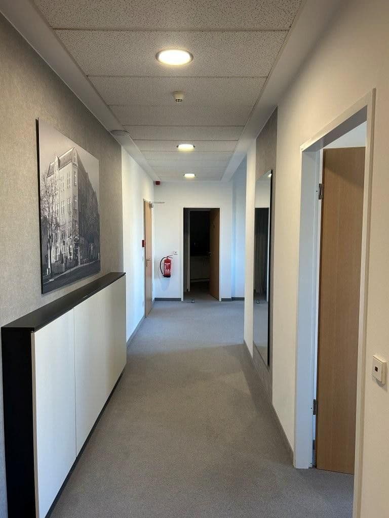 Pronájem kanceláře 106 m², Emser Platz 2, Berlin, Berlín Pronájem kanceláře 106 m², Emser Platz 2, Berlin, Berlín