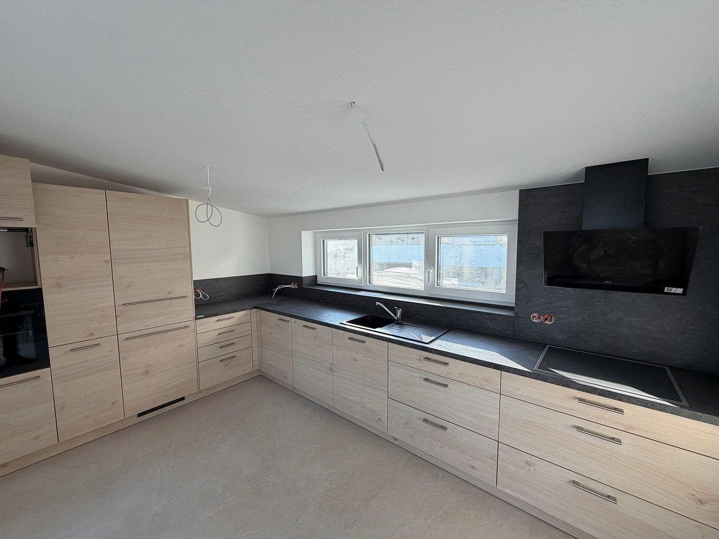 Pronájem bytu 5+kk 125 m², Schillerstraße 21, Weil der Stadt, Bádensko-Württembersko Pronájem bytu 5+kk 125 m², Schillerstraße 21, Weil der Stadt, Bádensko-Württembersko