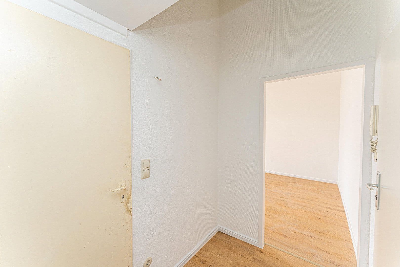 Pronájem bytu 1+1 49 m², Koloniestr. 37, Berlin, Berlín Pronájem bytu 1+1 49 m², Koloniestr. 37, Berlin, Berlín