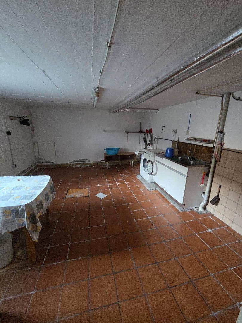 Prodej domu 158 m², pozemek 1.674 m², Hauptstraße 31, Heinzenbach, Porýní-Falc Prodej domu 158 m², pozemek 1.674 m², Hauptstraße 31, Heinzenbach, Porýní-Falc