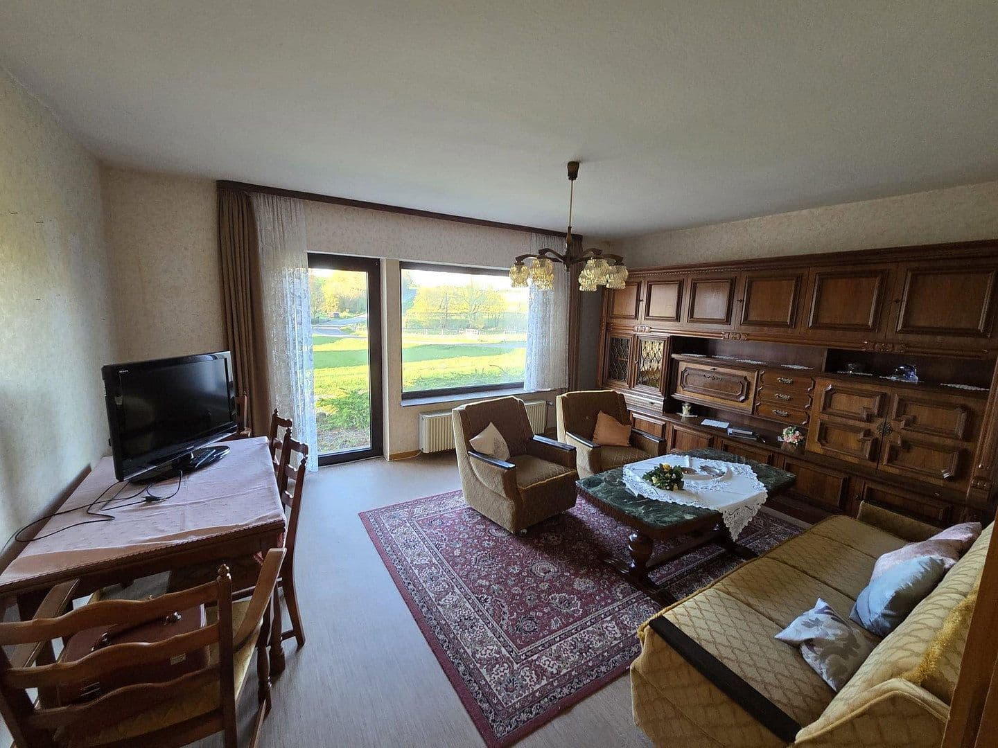 Prodej domu 158 m², pozemek 1.674 m², Hauptstraße 31, Heinzenbach, Porýní-Falc Prodej domu 158 m², pozemek 1.674 m², Hauptstraße 31, Heinzenbach, Porýní-Falc