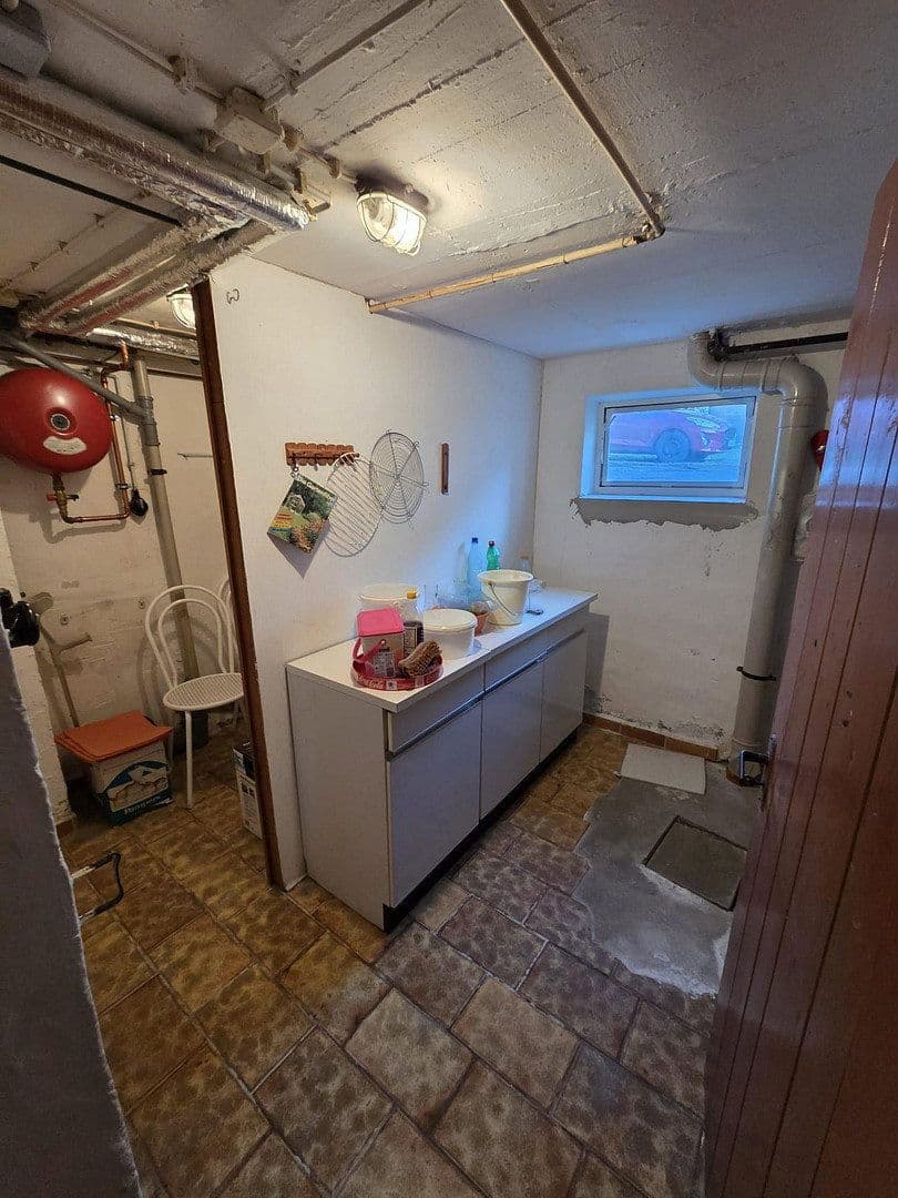 Prodej domu 158 m², pozemek 1.674 m², Hauptstraße 31, Heinzenbach, Porýní-Falc Prodej domu 158 m², pozemek 1.674 m², Hauptstraße 31, Heinzenbach, Porýní-Falc