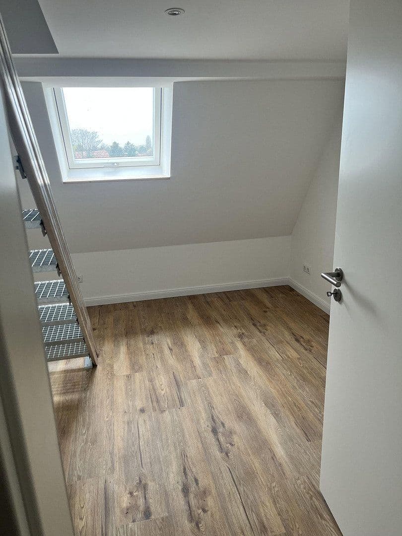 Pronájem bytu 2+1 48 m², Dietzgenstraße 93, Berlin, Berlín Pronájem bytu 2+1 48 m², Dietzgenstraße 93, Berlin, Berlín