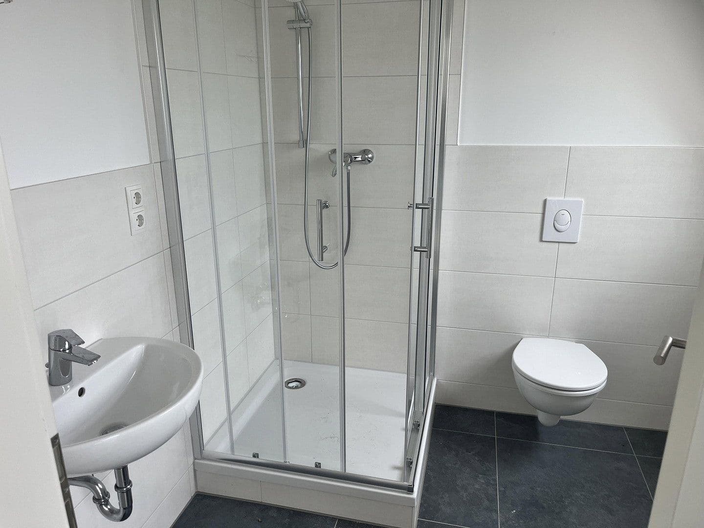 Pronájem bytu 2+1 48 m², Dietzgenstraße 93, Berlin, Berlín Pronájem bytu 2+1 48 m², Dietzgenstraße 93, Berlin, Berlín