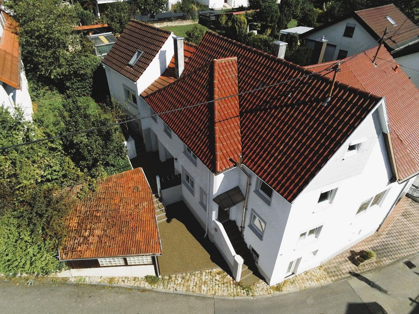 Prodej domu 135 m², pozemek 305 m², Böllatstrasse 14, Nürtingen, Bádensko-Württembersko Prodej domu 135 m², pozemek 305 m², Böllatstrasse 14, Nürtingen, Bádensko-Württembersko