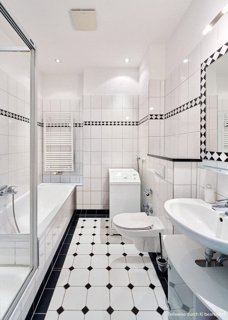 Prodej bytu 3+1 95 m², Stargarderstr. 21, Berlin, Berlín Prodej bytu 3+1 95 m², Stargarderstr. 21, Berlin, Berlín