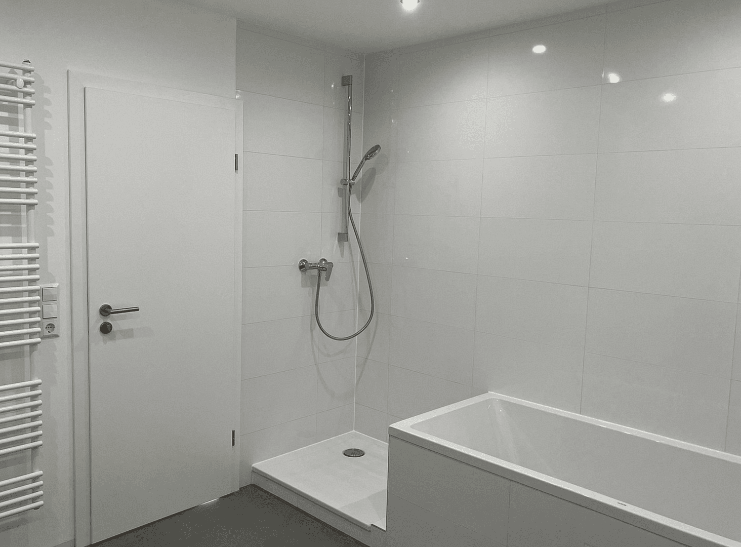 Prodej domu 165 m², pozemek 181 m², Rauenberg, Bádensko-Württembersko Prodej domu 165 m², pozemek 181 m², Rauenberg, Bádensko-Württembersko