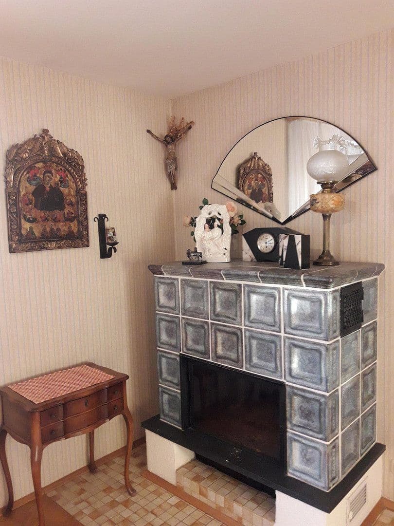 Prodej bytu 4+1 117 m², Bonn, Severní Porýní-Vestfálsko Prodej bytu 4+1 117 m², Bonn, Severní Porýní-Vestfálsko