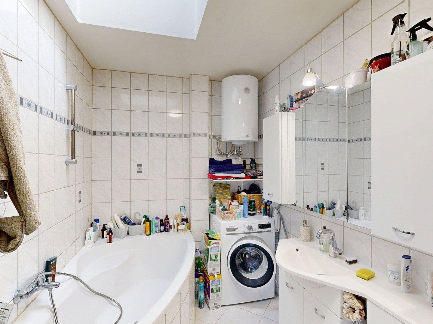 Prodej bytu 7+1 183 m², Berlin, Berlín Prodej bytu 7+1 183 m², Berlin, Berlín